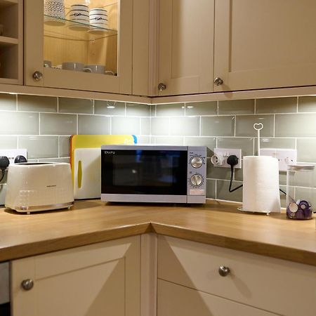 Charming 1Br Apartment Close To Centre With Free Parking Oban Eksteriør billede